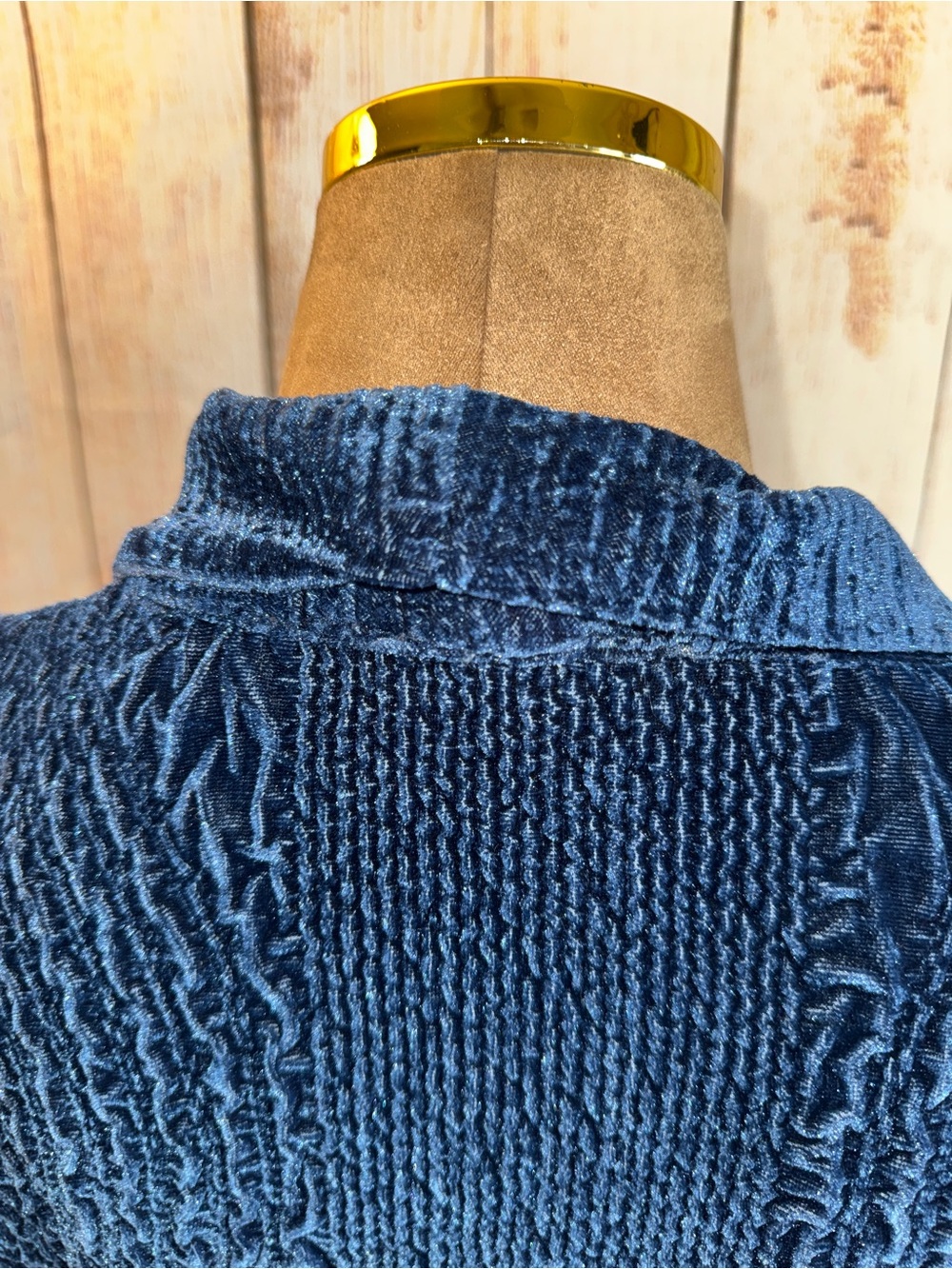 Chico’s Velour Cardigan Sweater, Blue Textured, Button Up, Pockets, Sz 3 -XL 16 - Picture 8 of 11